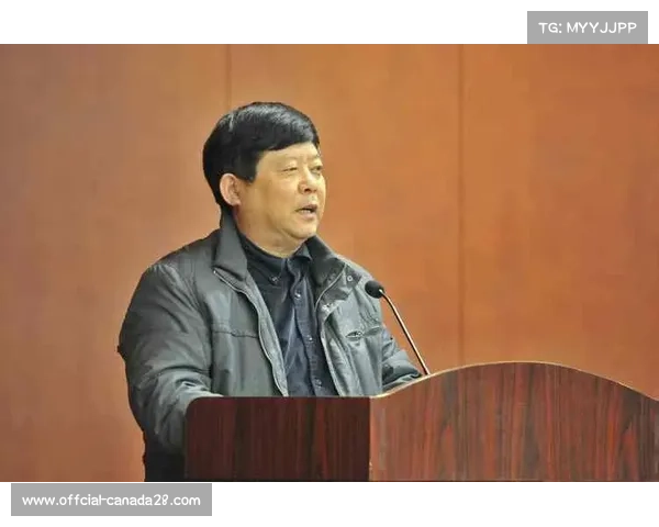 白大拿称赞副赛选手表现出色 将增设发展合同扶持新秀成长 白大拿称赞副赛选手表现出色 将增设发展合同扶持新秀成长